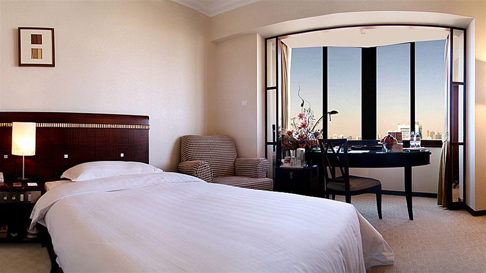 Rosedale Hotel & Suites Guangzhou - Free Shuttle Bus To Canton Fair Exterior photo