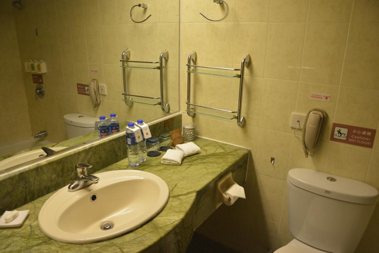 Rosedale Hotel & Suites Guangzhou - Free Shuttle Bus To Canton Fair Exterior photo