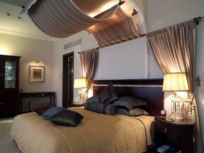 Rosedale Hotel & Suites Guangzhou - Free Shuttle Bus To Canton Fair Exterior photo