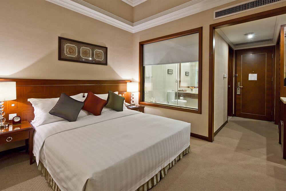 Rosedale Hotel & Suites Guangzhou - Free Shuttle Bus To Canton Fair Exterior photo